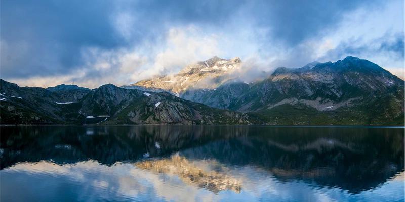 小雅GD76：用博客编织旅行与时尚生活的诗意叙事