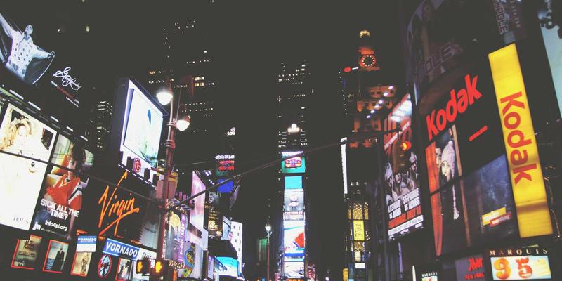 小雅GD与智能灯光联动：打造沉浸式穿搭试衣与博客拍摄的个人分享新体验