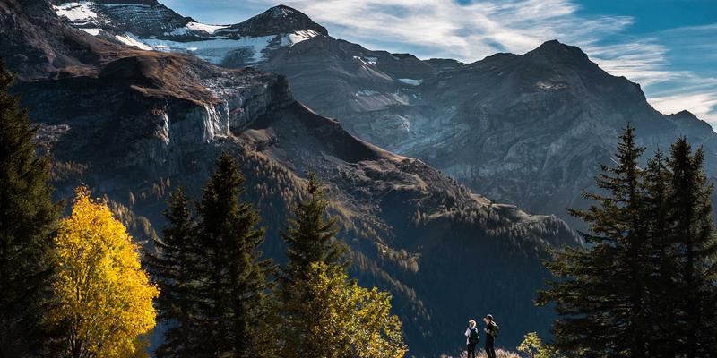 波西米亚风穿搭与智能生活：小雅GD户外模式实测，打造公园野餐与市集摆摊的移动智能中心